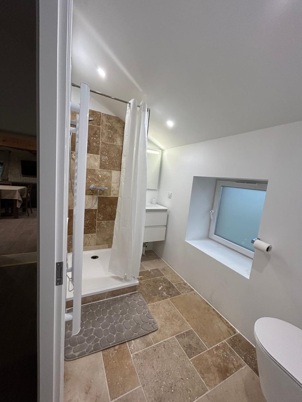 Shower, Toilet, Bathroom