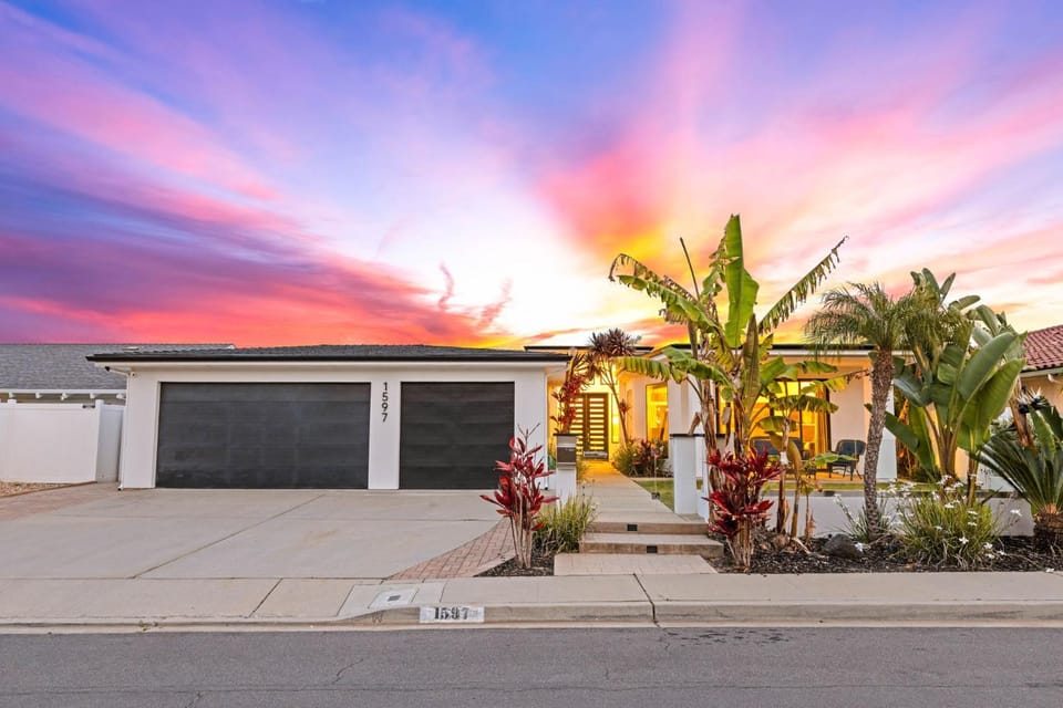 Property building, Parking