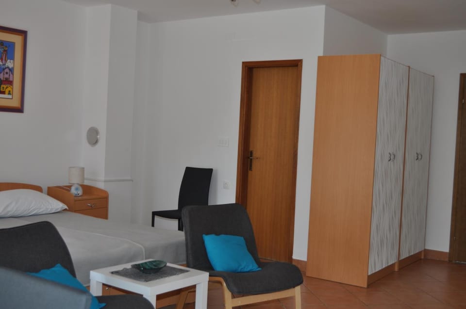 Apartment Boris Apartment in Cres