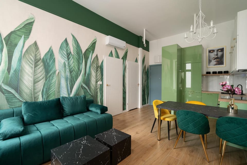 Kitchen or kitchenette, Living room, Seating area