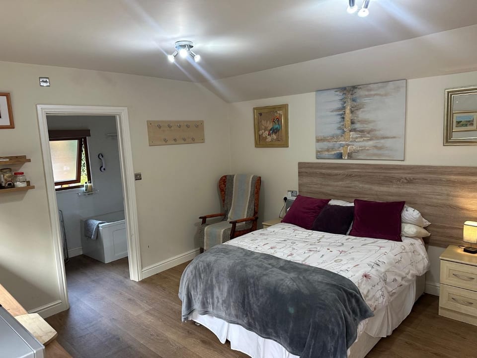 Station Approach B&B Boutique Stays Bed and Breakfast in Shirley