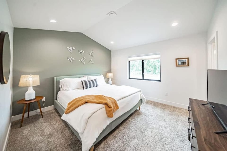 Unique Townhome with AC Garage Patio House in Driggs