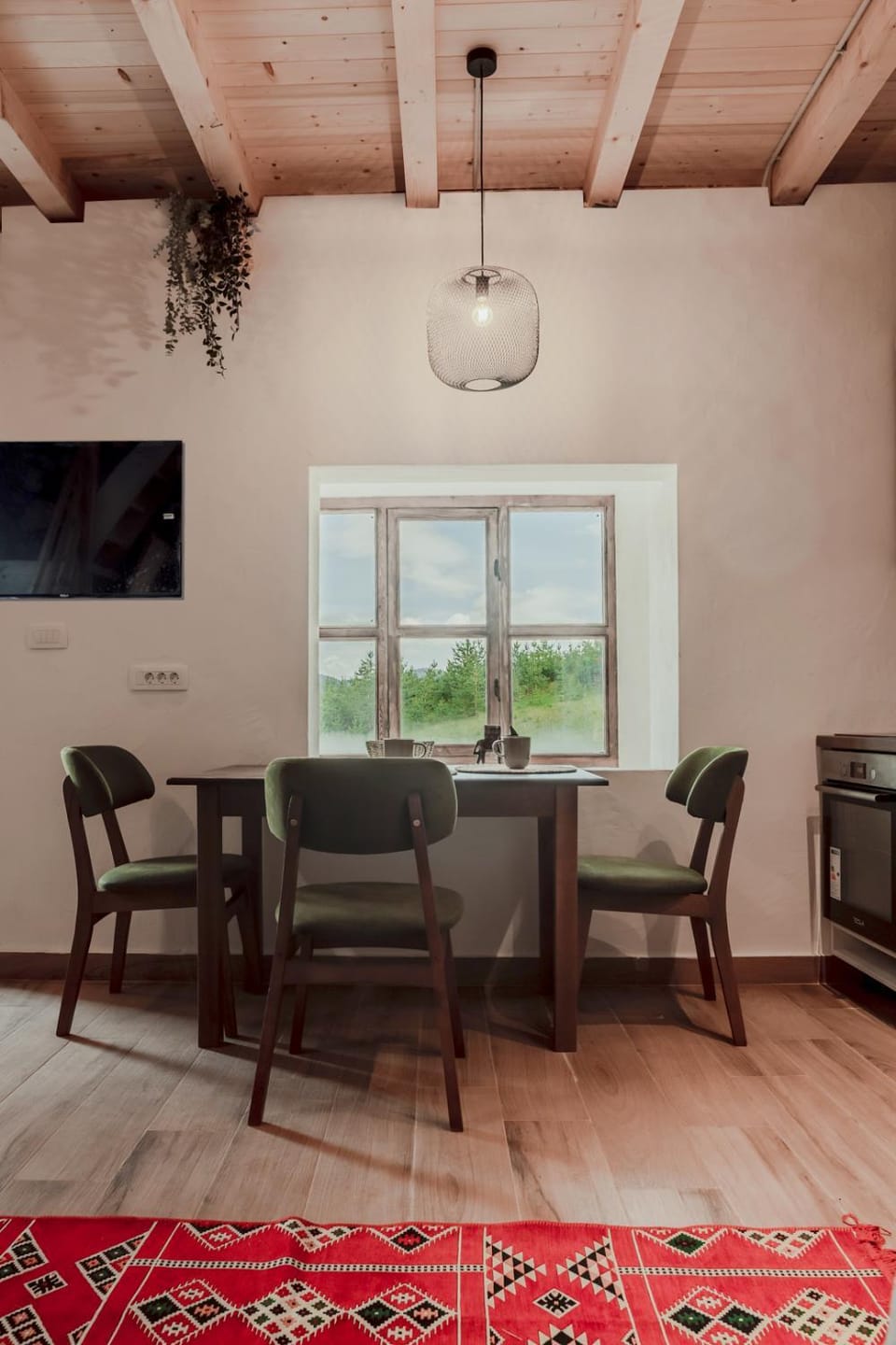 TV and multimedia, Seating area