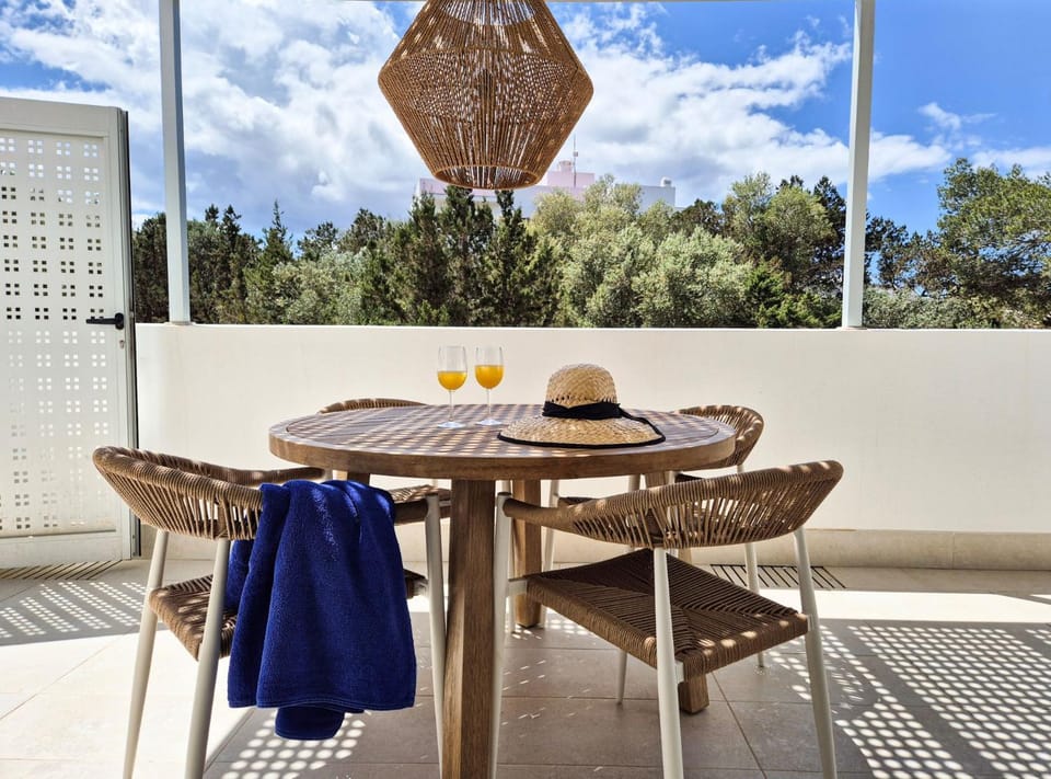 Apartamentos Proa - Emar Hotels Only Adults Apartment in Es Pujols