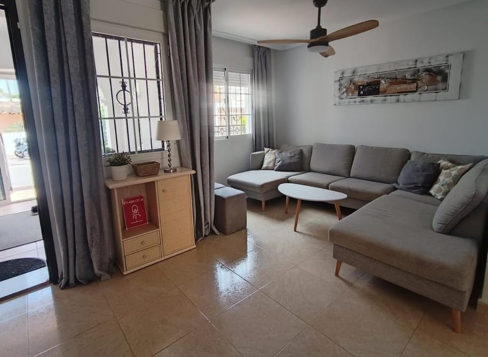 Family Townhouse with Pool & Terrace - Aguas Nuevas PMT03 Apartment in Torrevieja