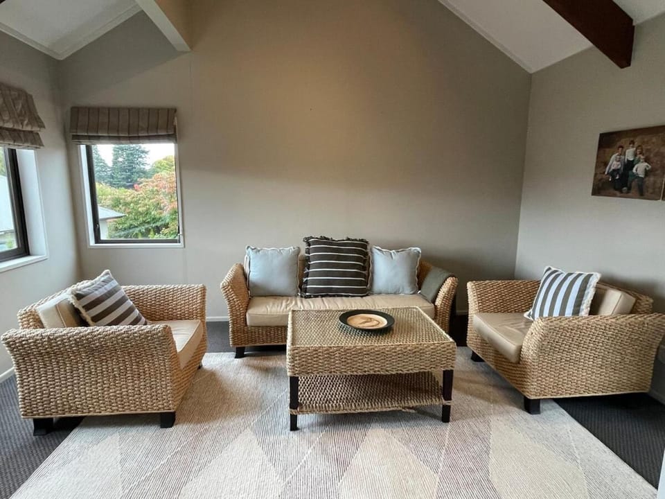 Large home in Wanaka House in Wanaka