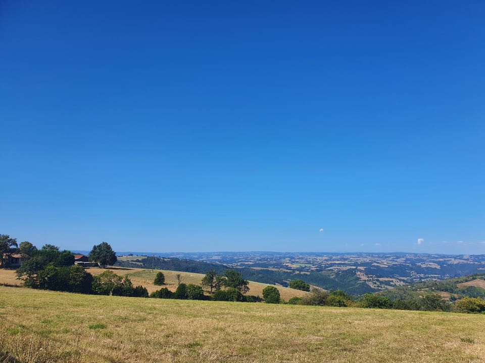 Nearby landmark, Natural landscape