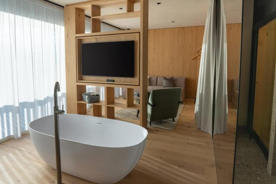 Alma Alpina Lodge, Adults Only, Ab Dezember 2025 Nature lodge in Trentino-South Tyrol