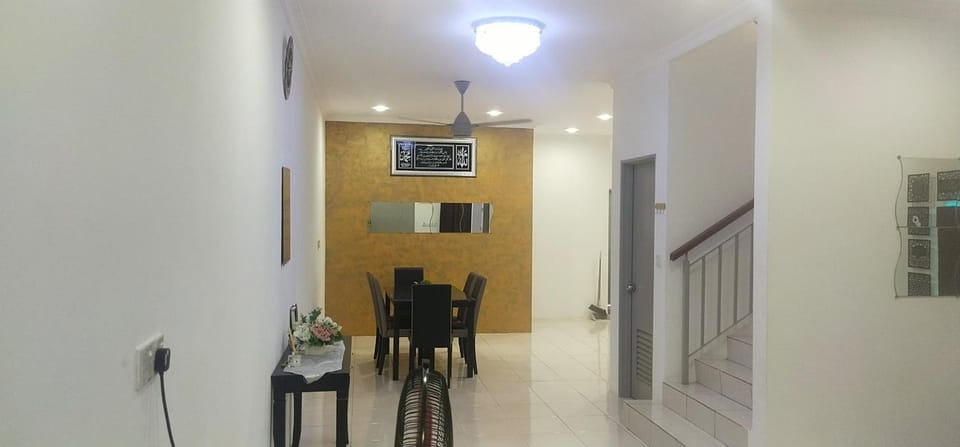AHNa HOMESTAY TELUK KEMANG House in Port Dickson