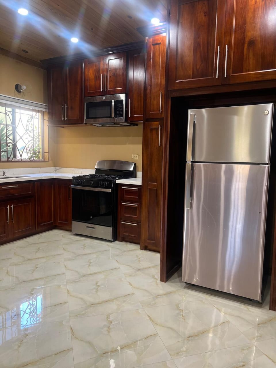 Walk to the beach apartment in Negril 2 bedrooms 2 bathrooms Apartment in Negril
