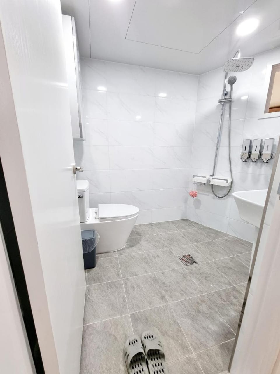 Hongdae Station House Apartment in Seoul