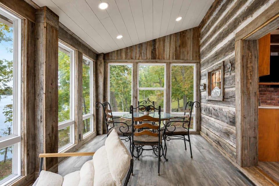 Patio, Photo of the whole room, Seating area, Dining area