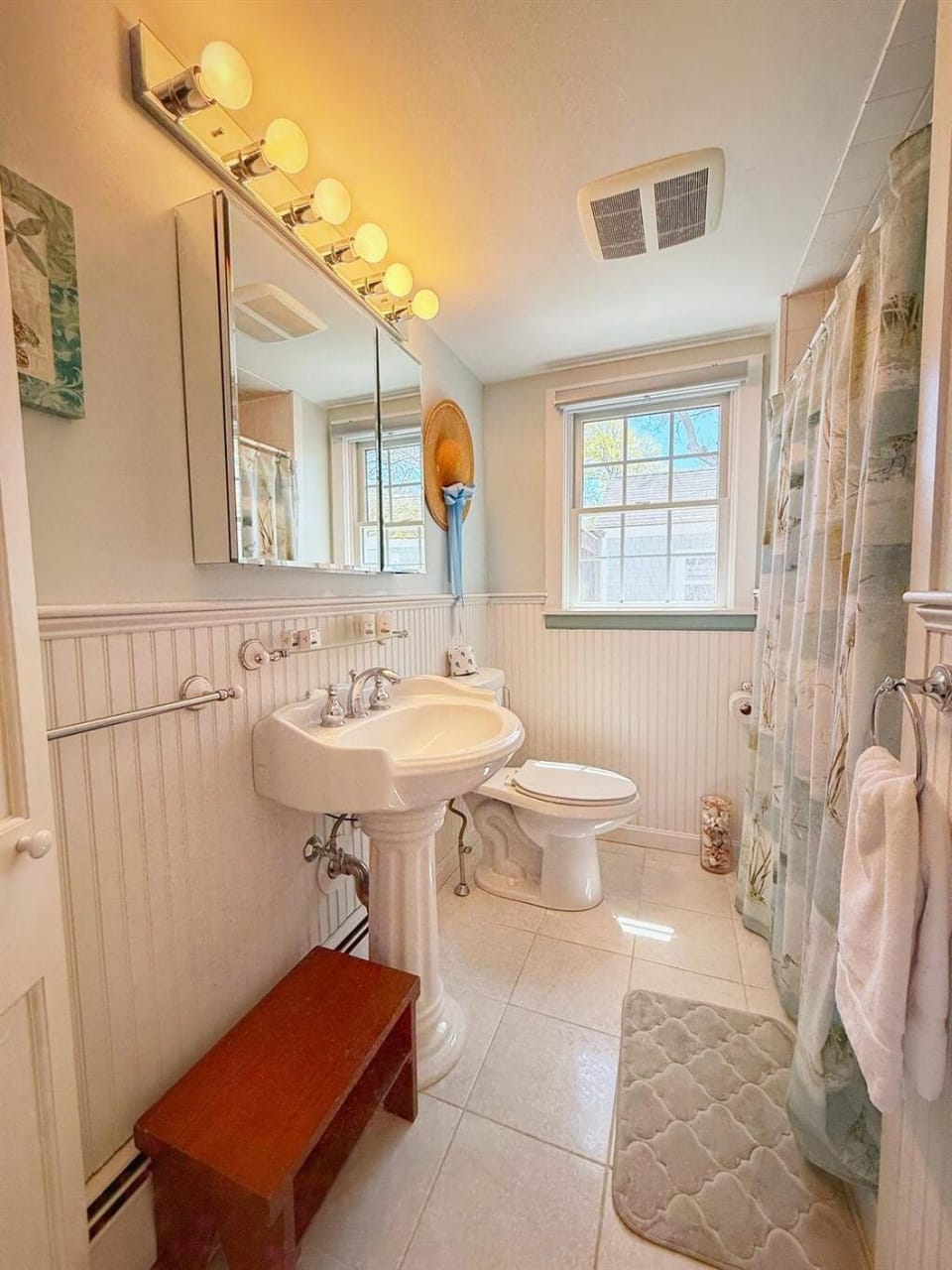 Harwich Coastal Cottage Cape Gem in Harwich Port House in Harwich