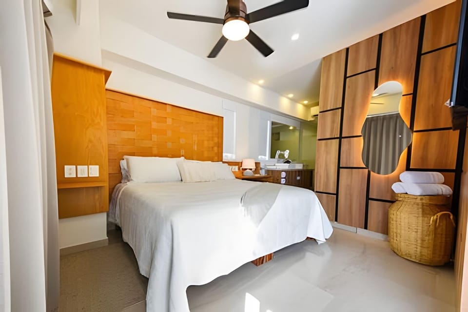 View (from property/room), Photo of the whole room, Bedroom, Landmark view