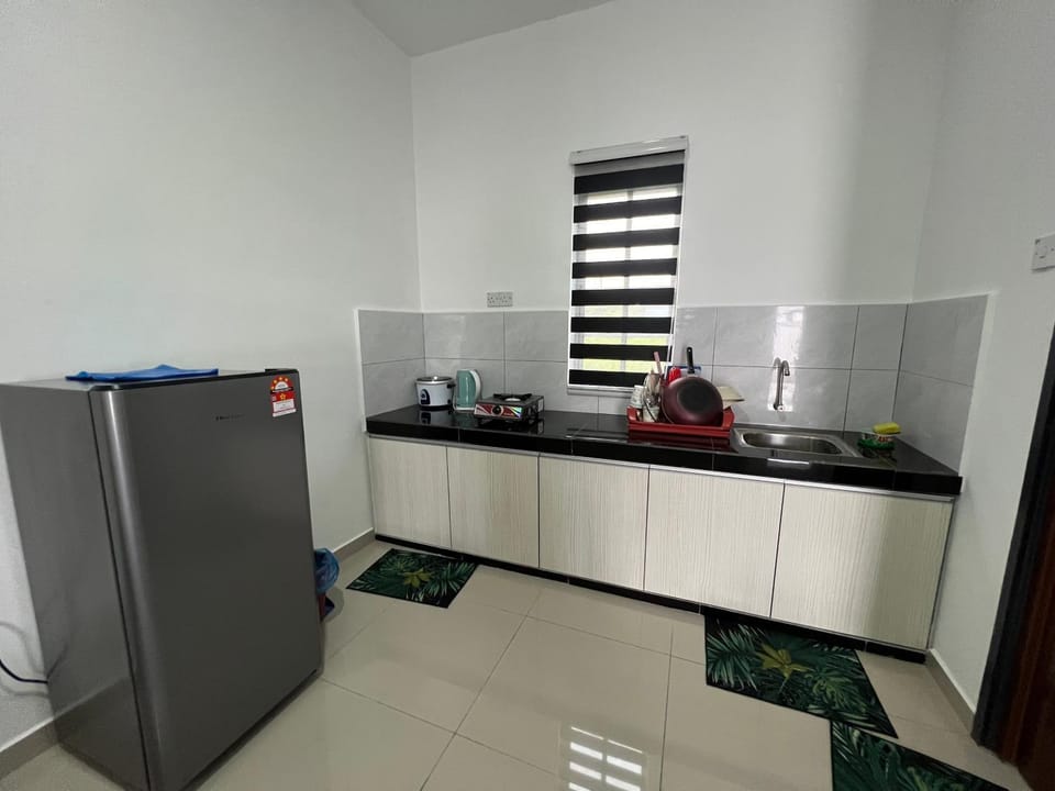 SHAH HOMESTAY PULAU INDAH - Studio Family Xtra Vacation rental in Selangor, Malaysia