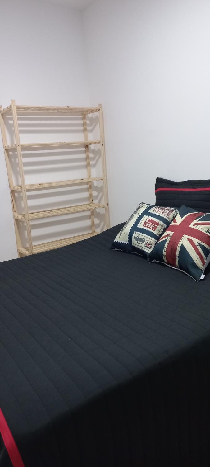 Bedroom, locker
