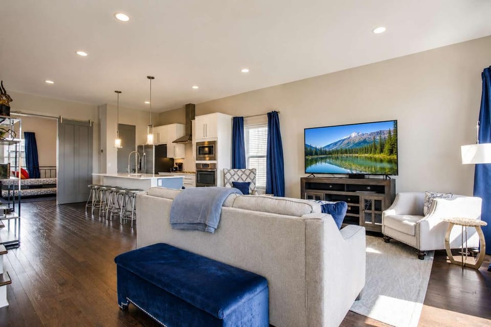 TV and multimedia, Living room