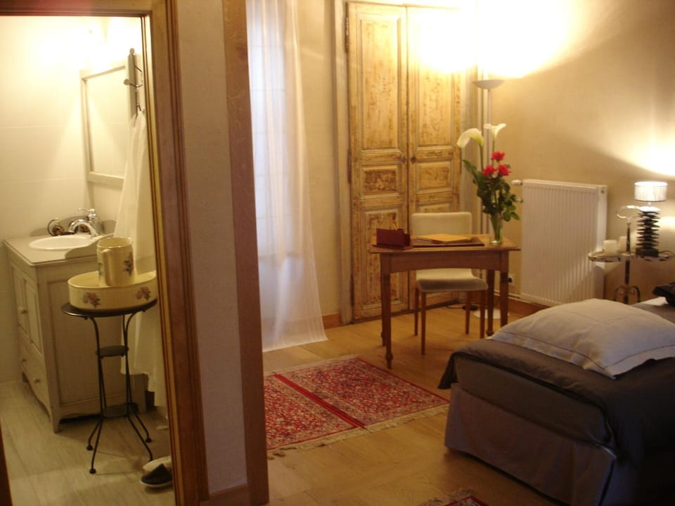 Chambres d'Hôtes La Bosquetière Bed and Breakfast in Normandy