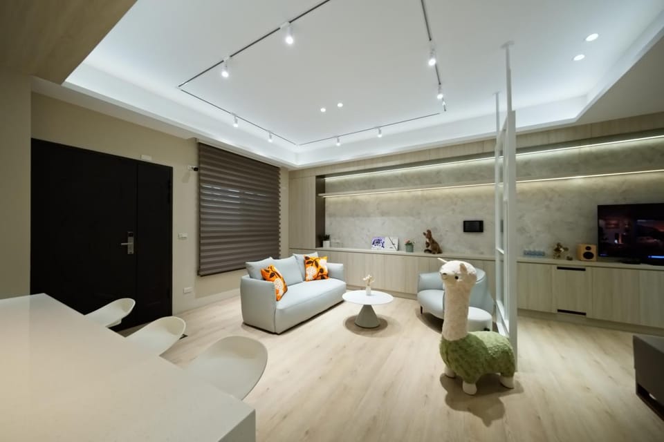 Communal lounge/ TV room, Living room