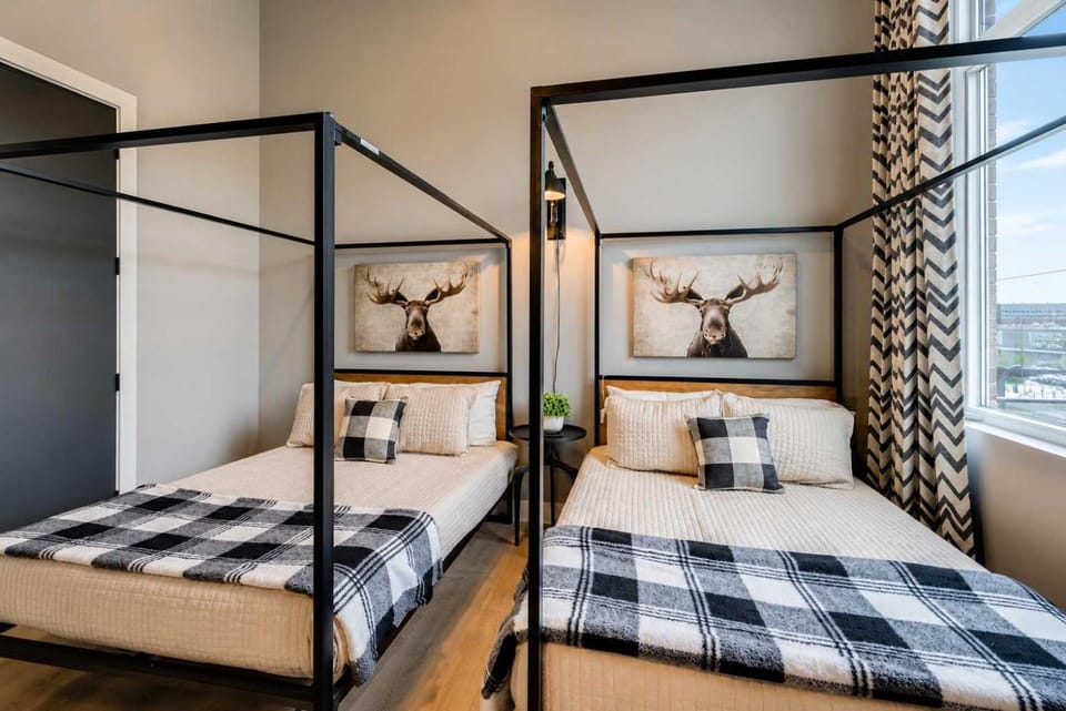 Bed, Bedroom