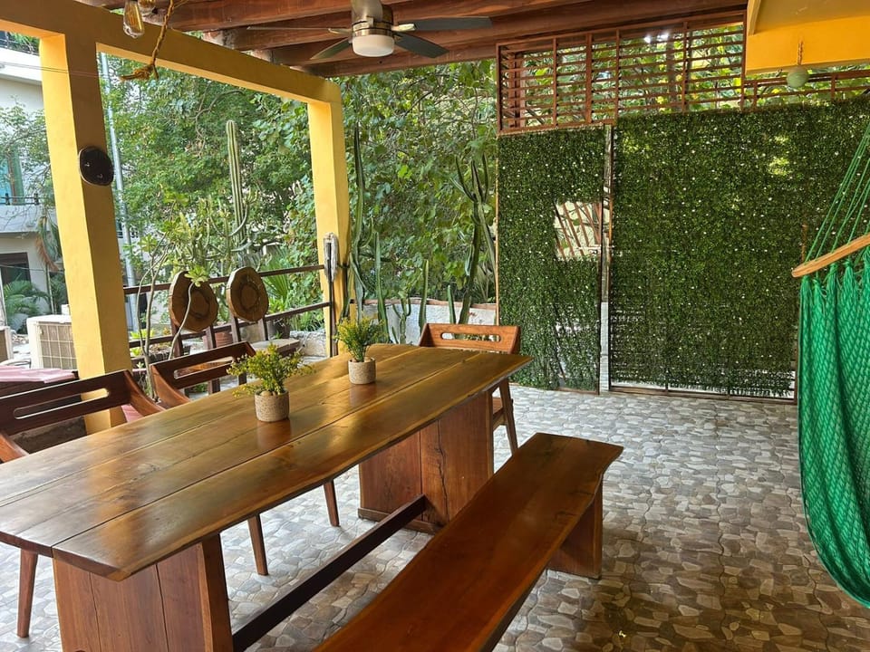 Balcony/Terrace, Dining area, Garden view