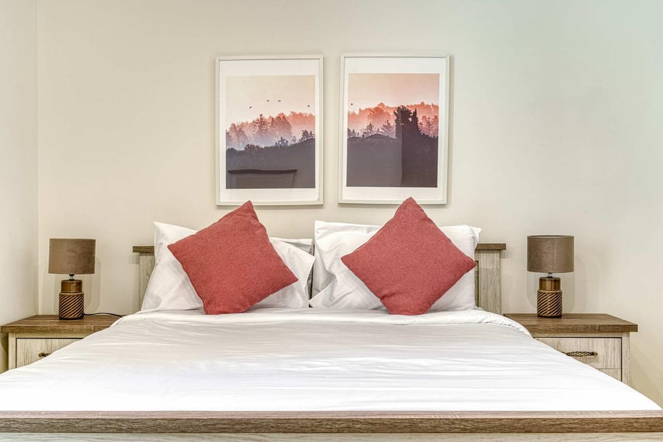 Bed, Decorative detail, Bedroom