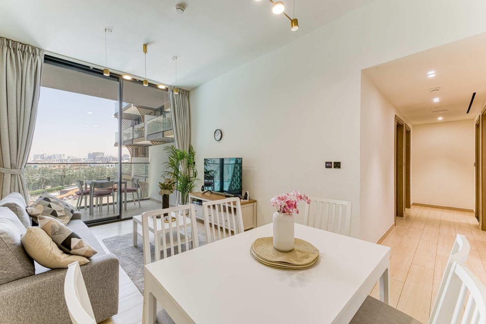 TV and multimedia, View (from property/room), Balcony/Terrace, Living room, Seating area, Dining area