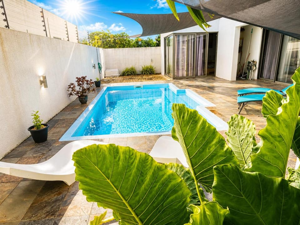 Patio, Swimming pool