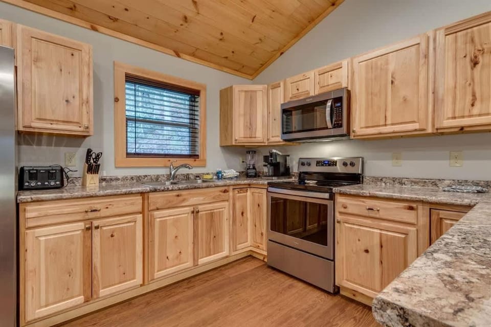 Kitchen or kitchenette, oven, stove, toaster