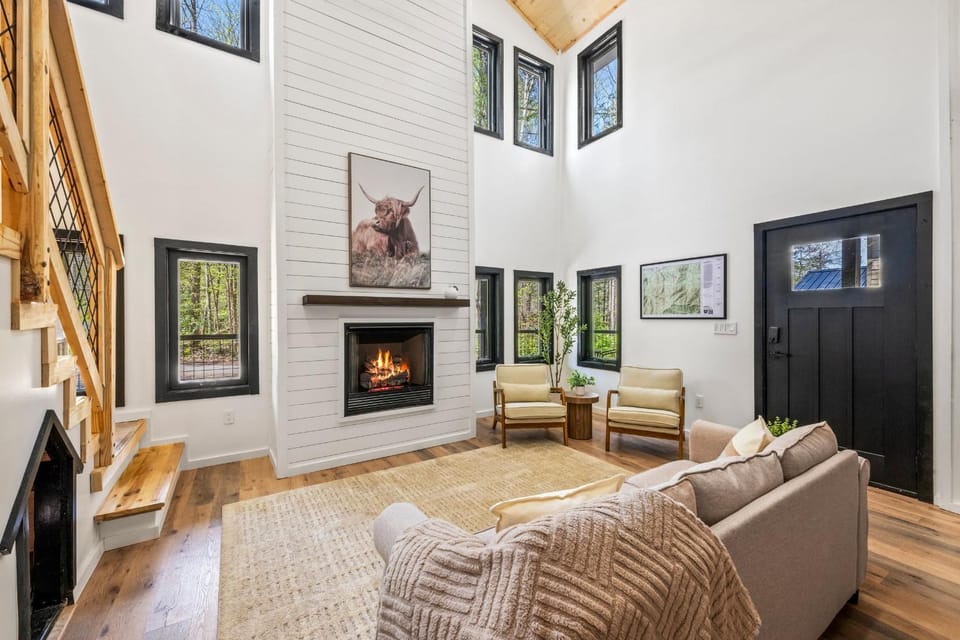 Living room, Seating area
