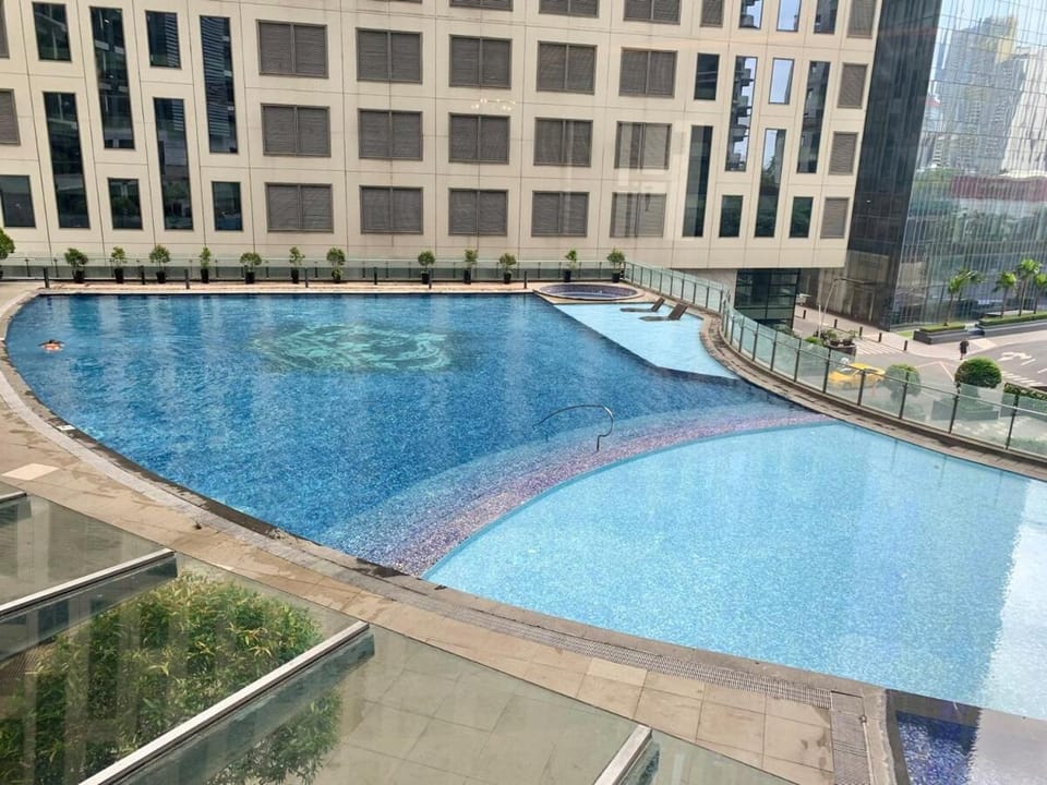 Swimming pool, Swimming pool