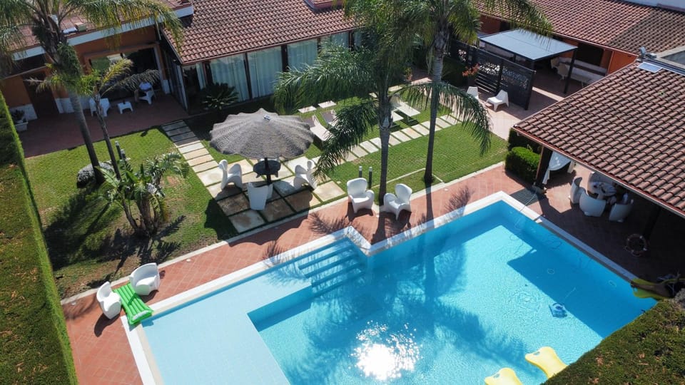Oasi verde cavallino Apartment in Apulia