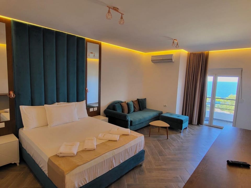 Vila Bello Hotel in Ksamil