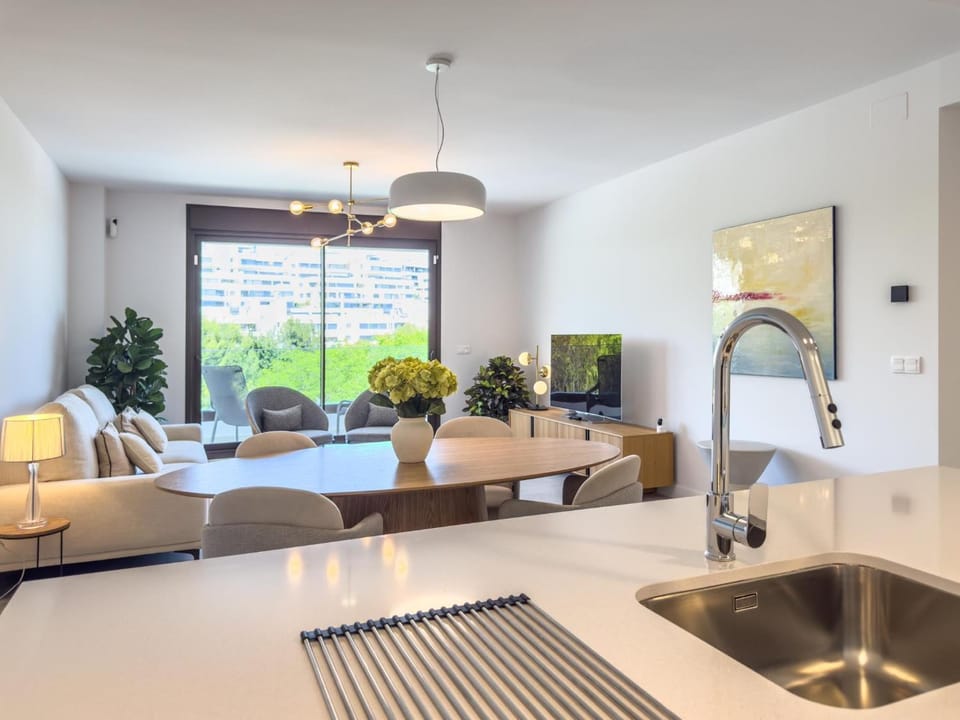 Living room, Dining area