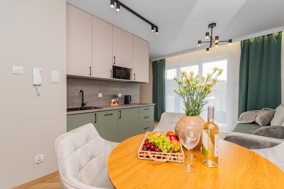 Kitchen or kitchenette, Seating area, Inner courtyard view, dishwasher, microwave