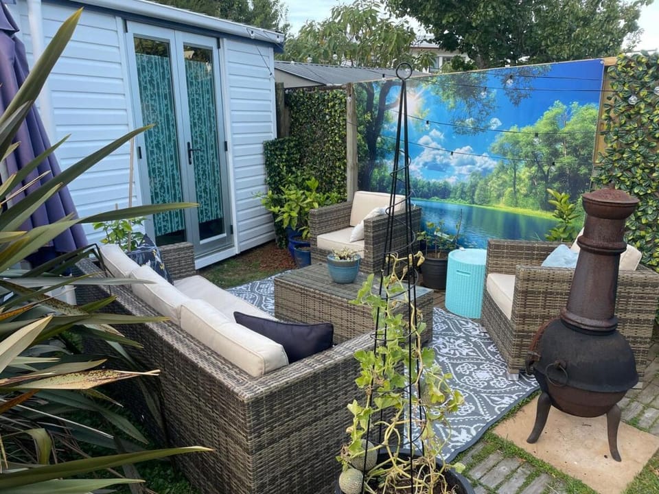 Natural landscape, Garden, Seating area