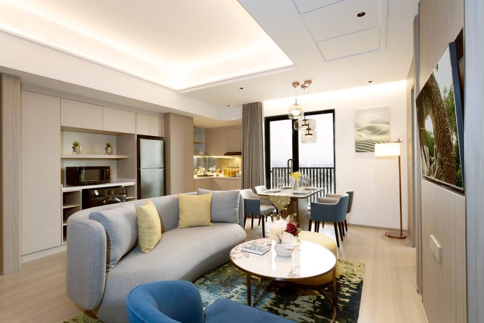 Kitchen or kitchenette, Dining area, kitchen