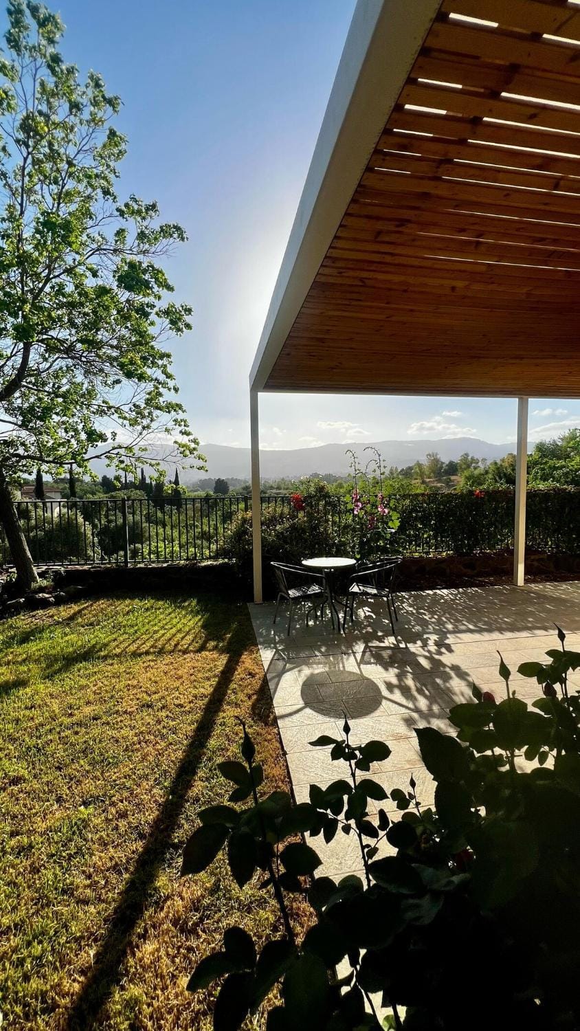 Natural landscape, Garden, View (from property/room), Balcony/Terrace, Garden view