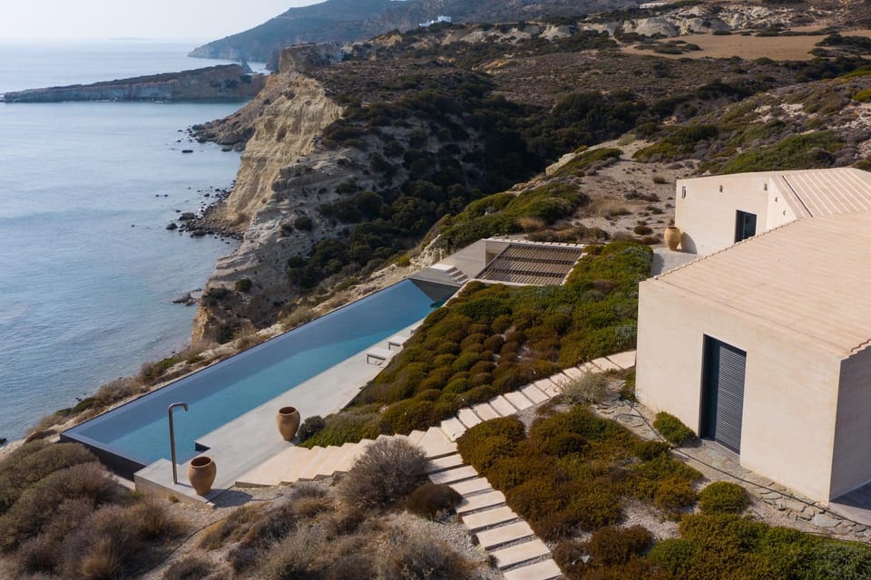 Property building, Facade/entrance, Natural landscape, Beach, Pool view, Sea view, Swimming pool