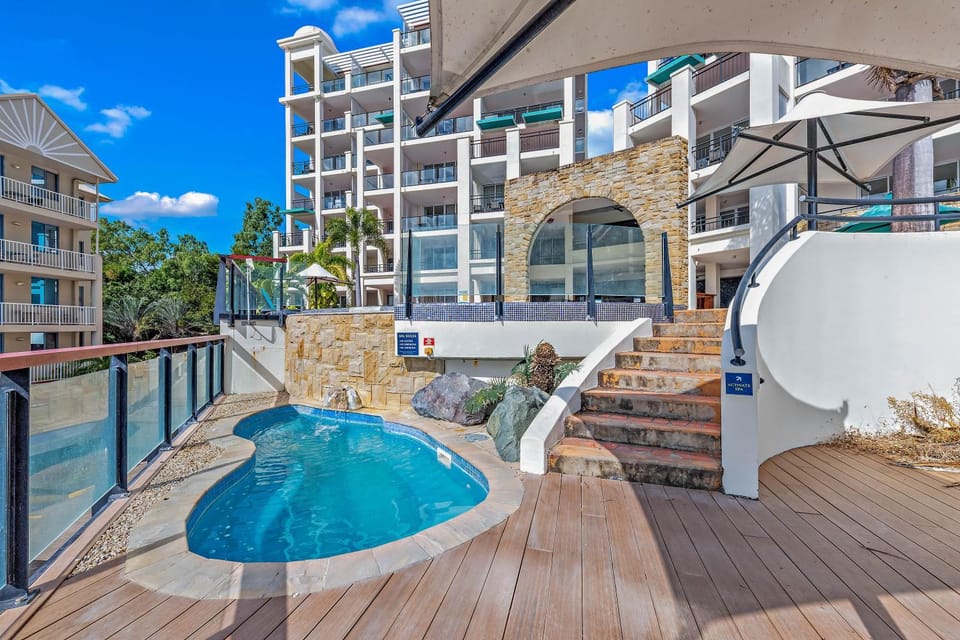 Property building, Hot Tub, View (from property/room)