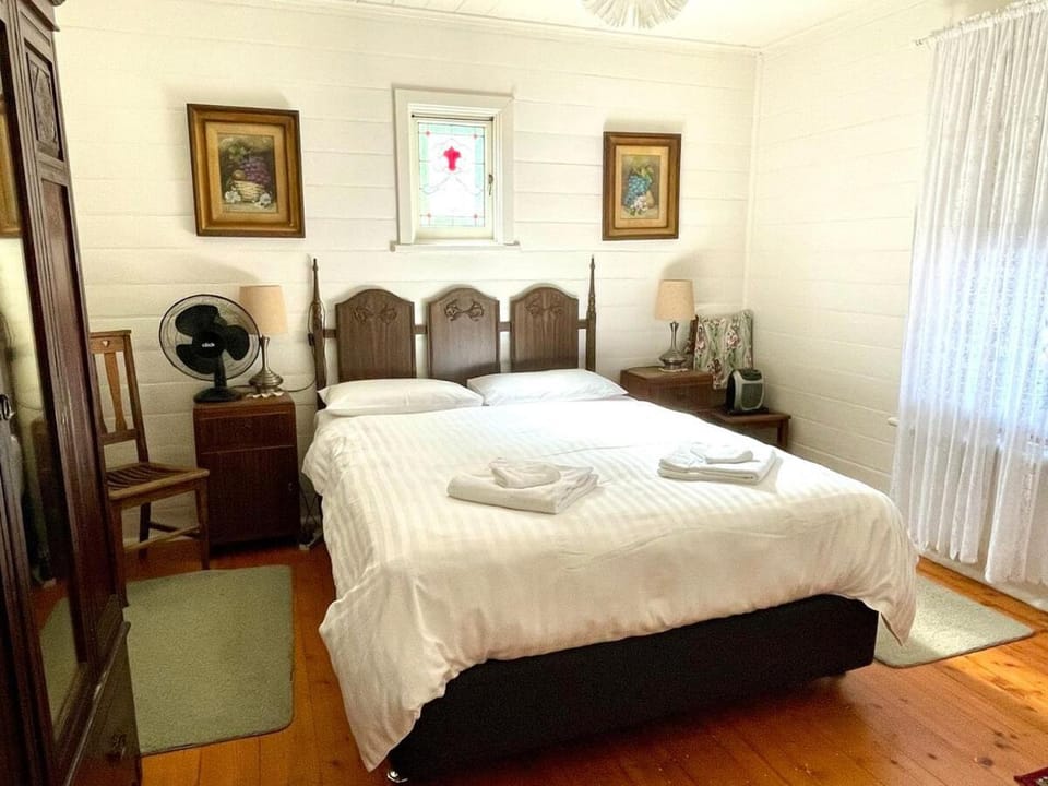 Schoolhouse Cottage - American River House in South Australia