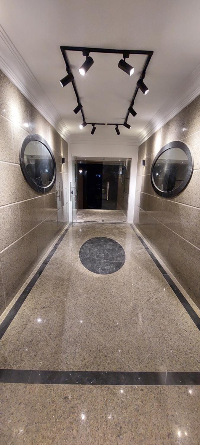 رووف للايجار بشارع التسعين الجنوبي القاهرة الجديدة Apartment in New Cairo City