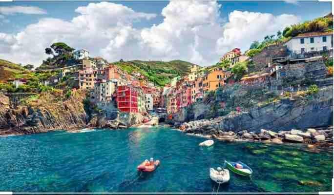 Blue Baobab Apartment with Terrace! Apartment in Riomaggiore