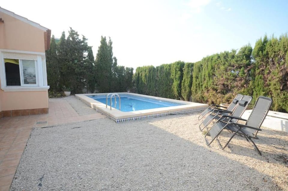 La casa de las golondrinas House in Alacantí