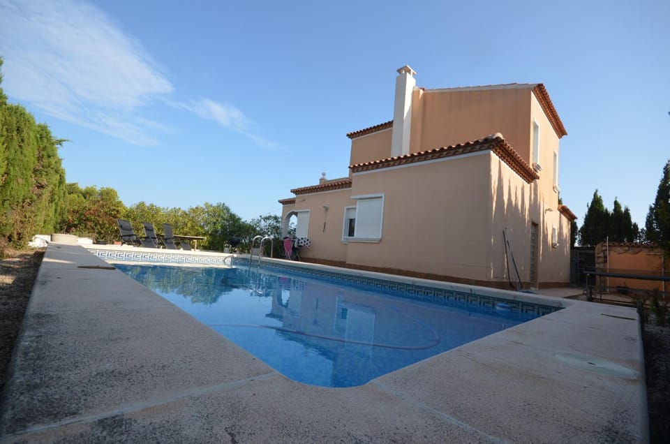 Property building, Pool view, Swimming pool, Swimming pool