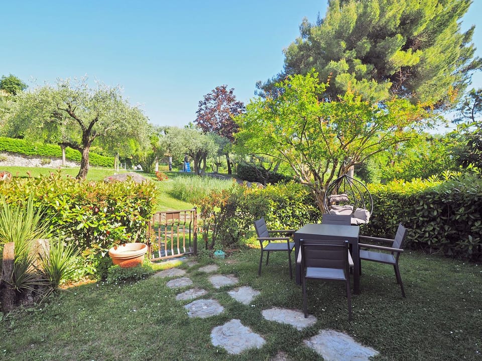 Garden, Garden, Garden view