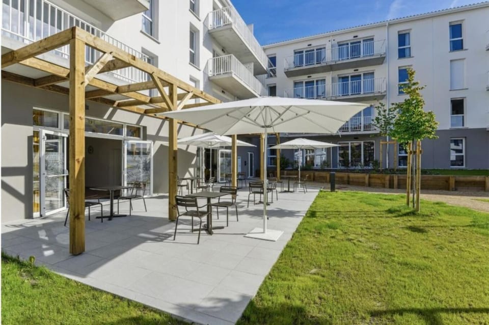 Property building, Patio