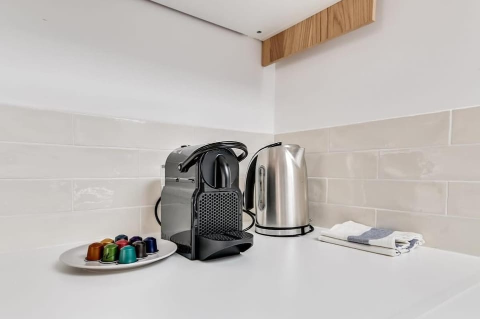 Coffee/tea facilities, Kitchen or kitchenette, toaster