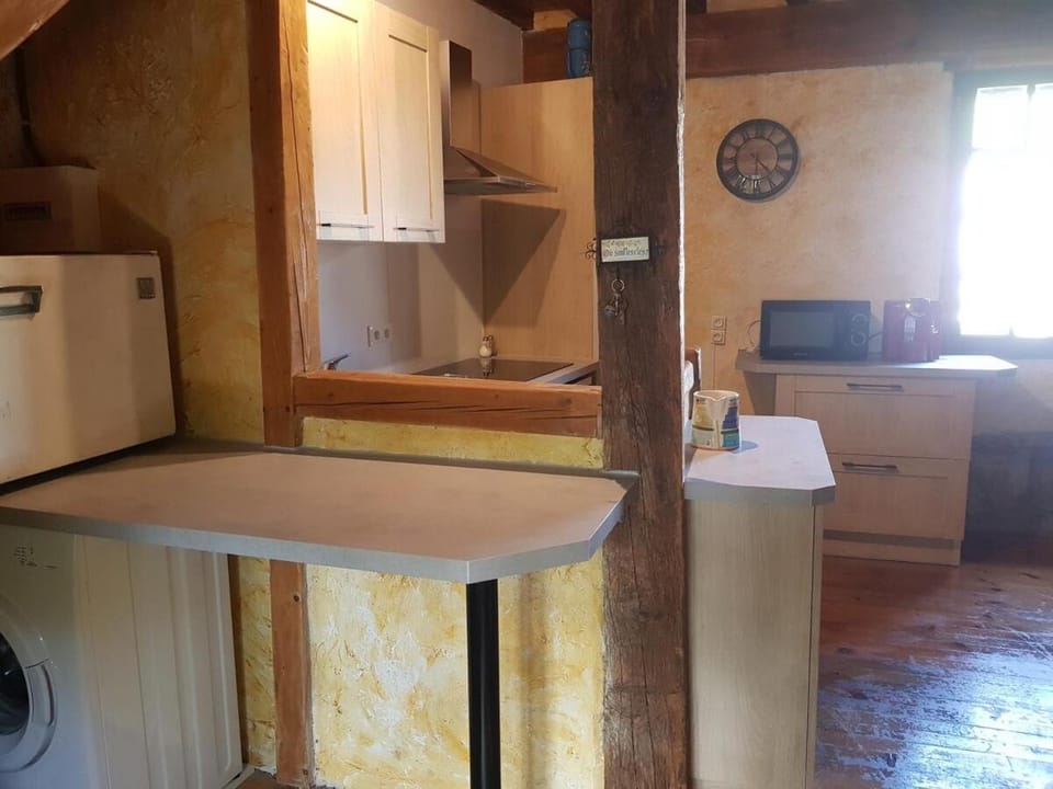 Vacances en pays cathare réservable du samedi au samedi les mois de Juillet et Aout House in Occitanie