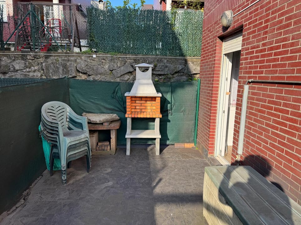 Balcony/Terrace, Dining area